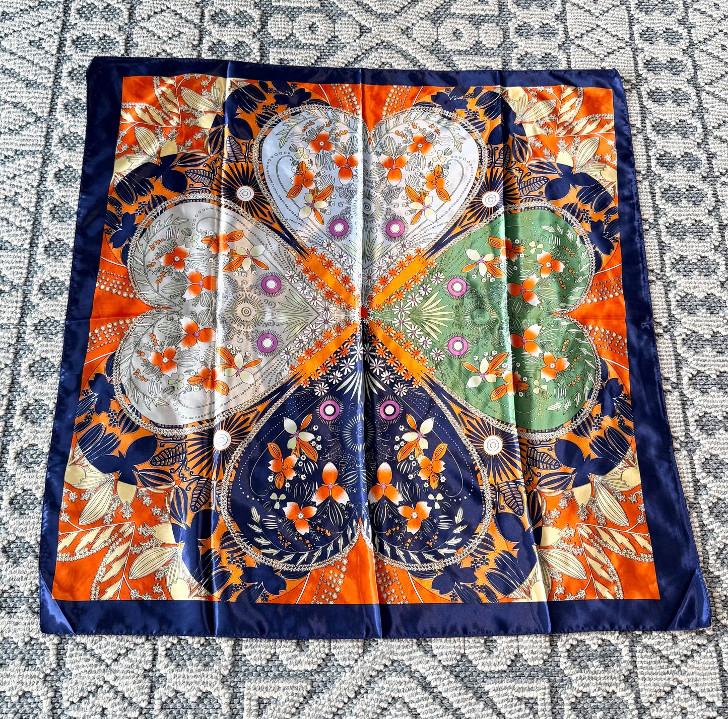 Mascada flores azul naranja