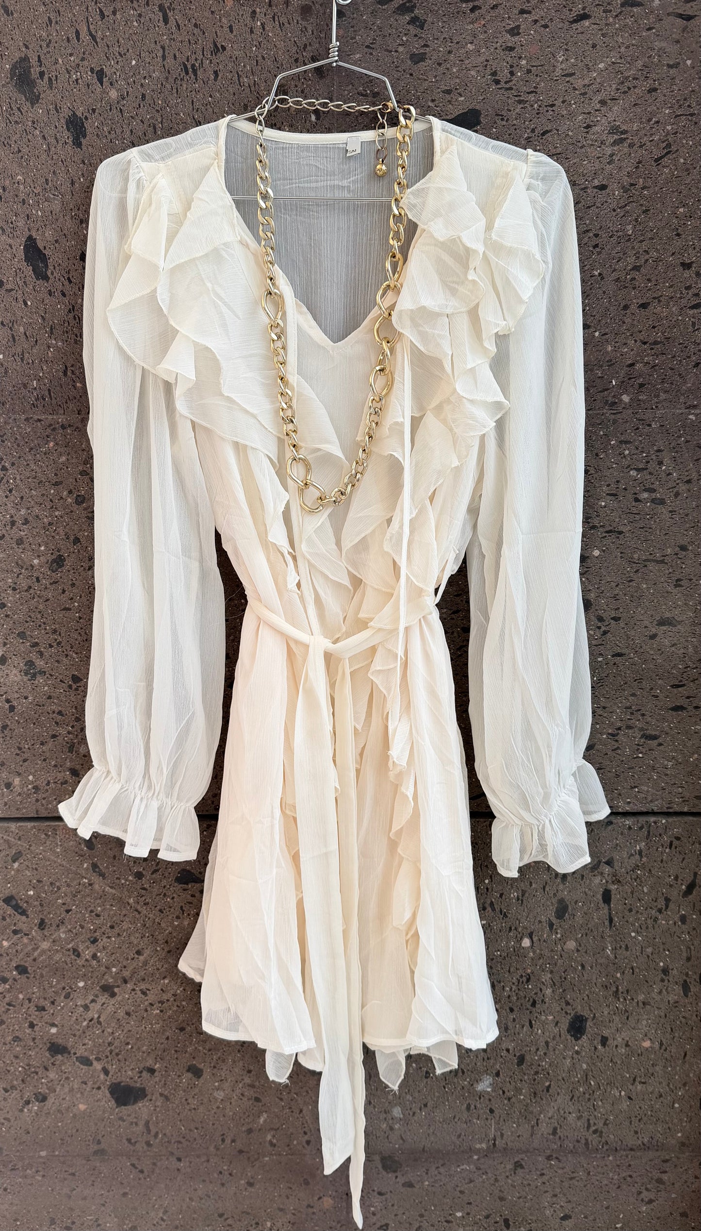 A vestido olan boho hueso