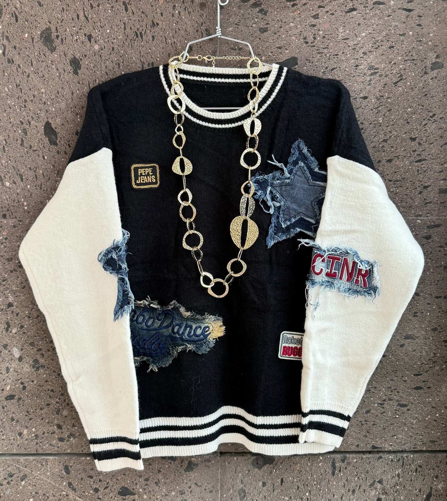 Sweter estrella Denim negro