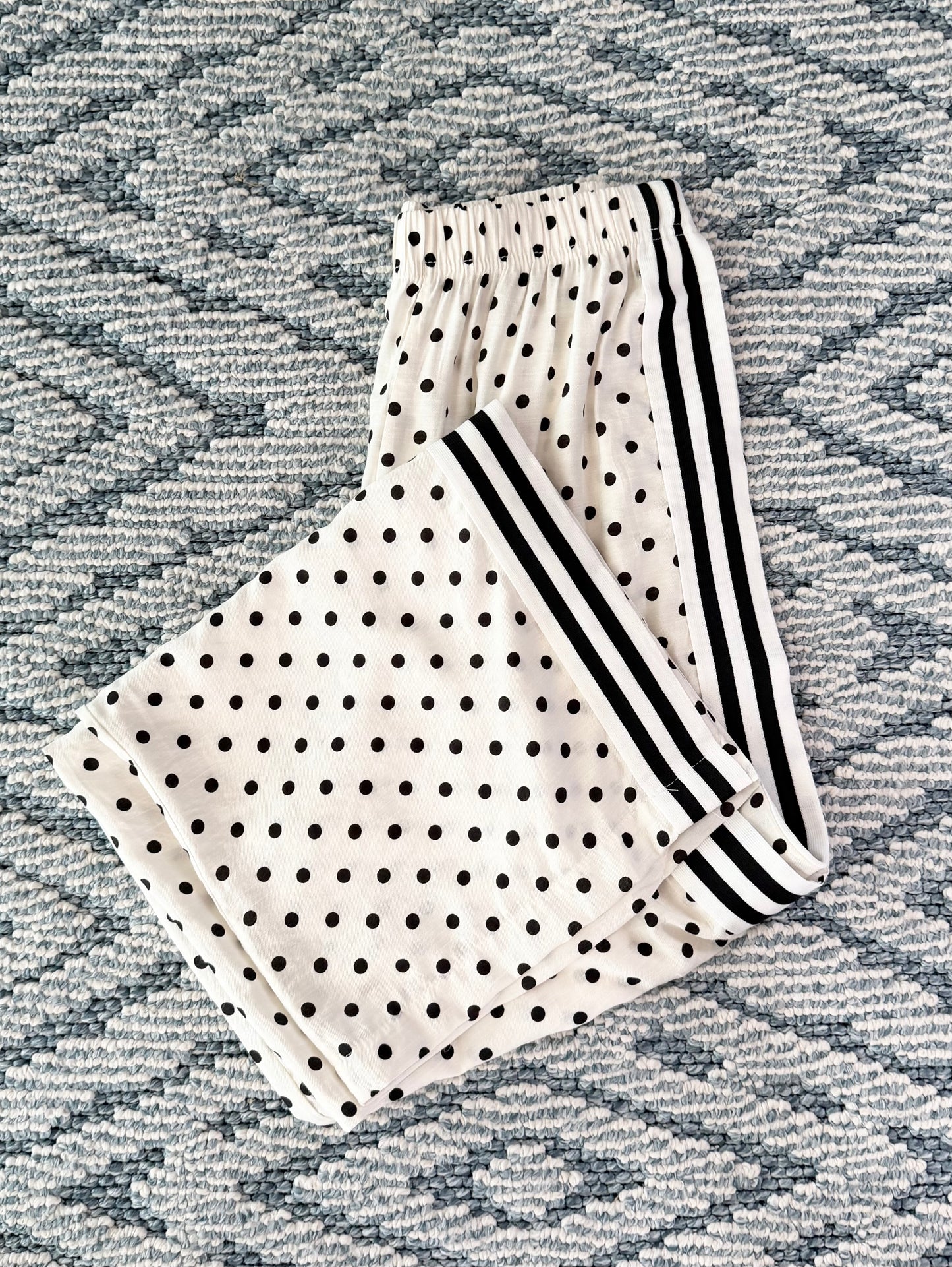 J pantalón polka franja perla