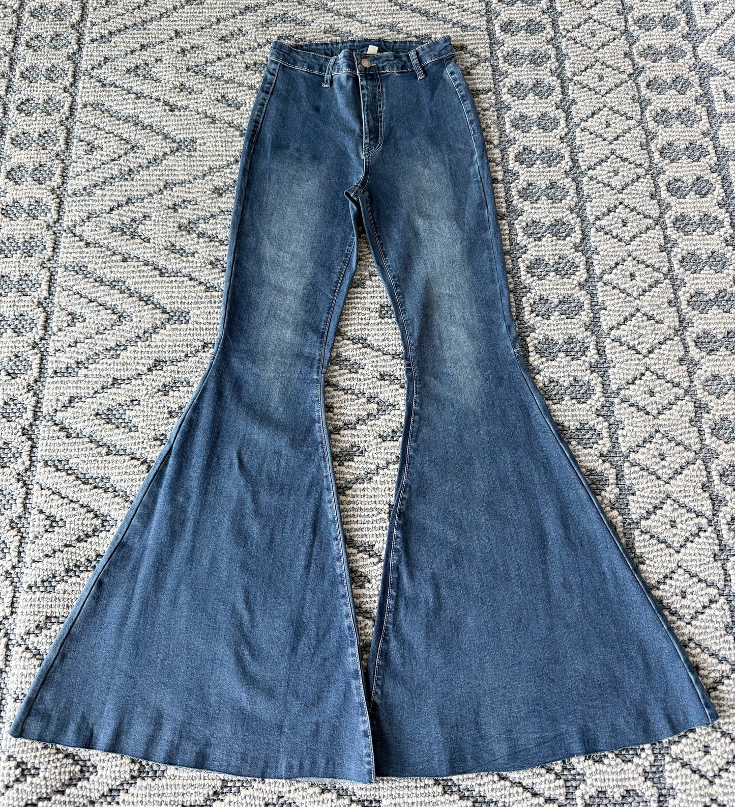 Jeans súper flare campana stretch