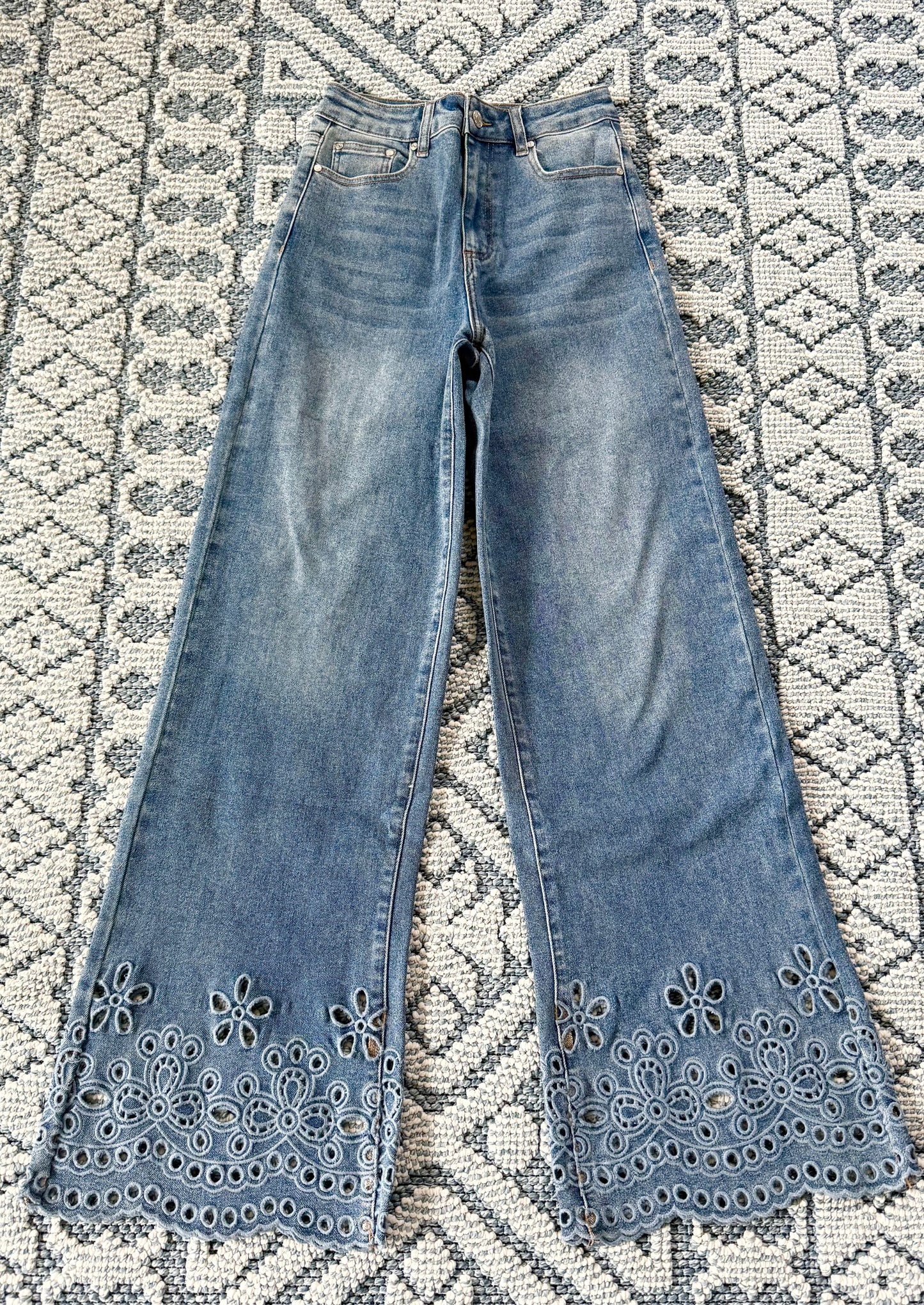 Jeans encaje abajo stretch