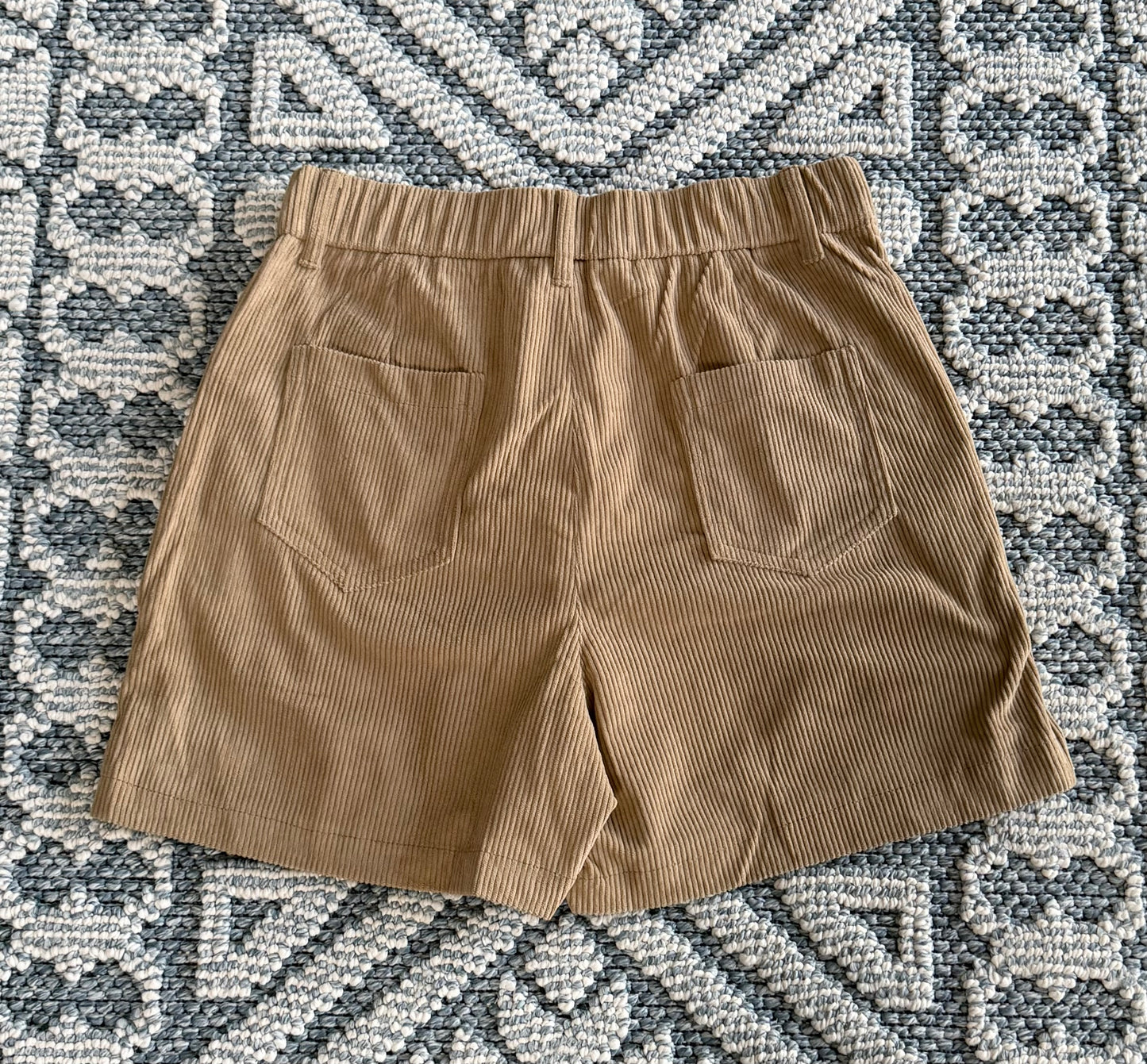 Falda short pana beige