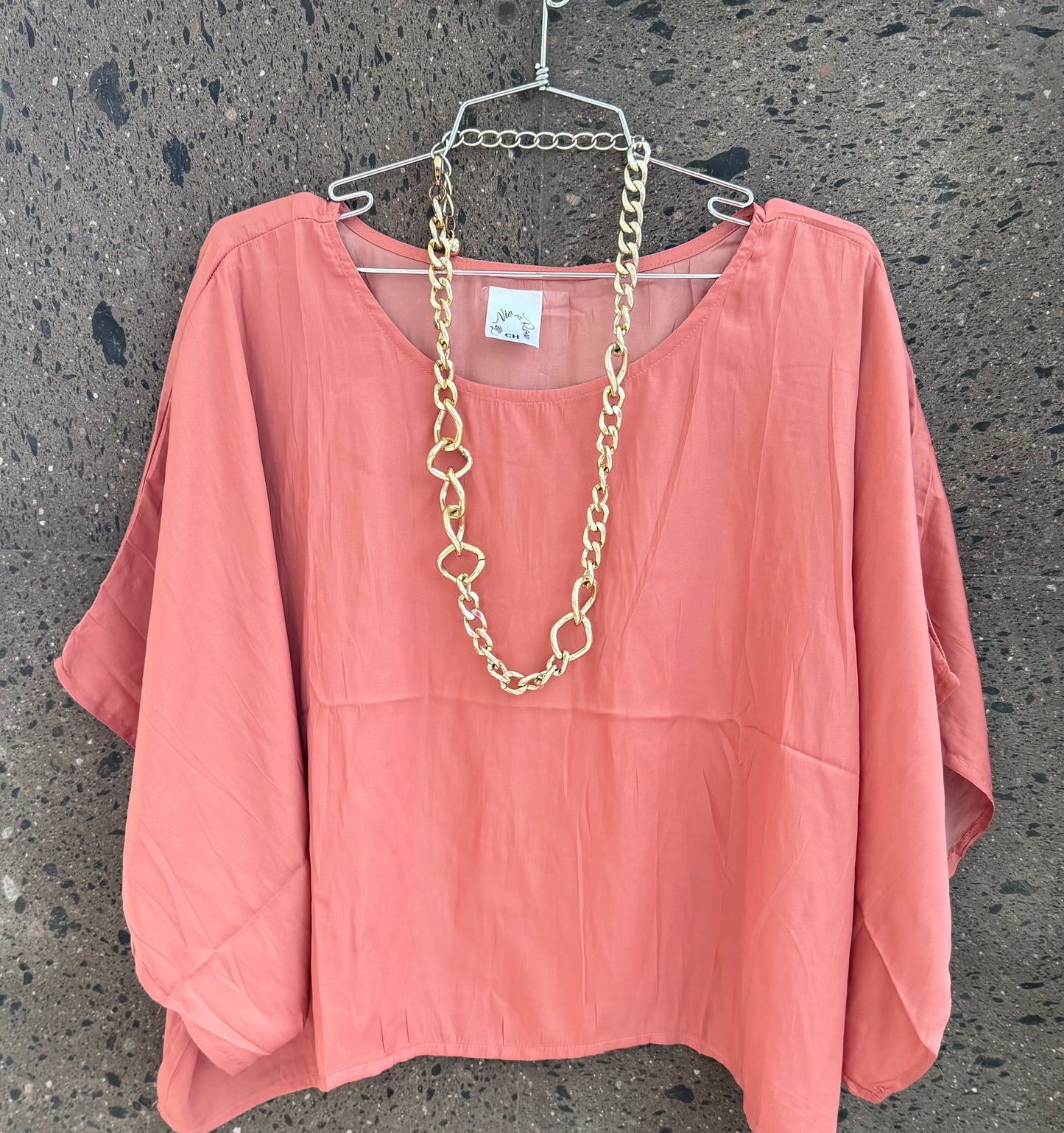 Blusa mariposa seda salmón
