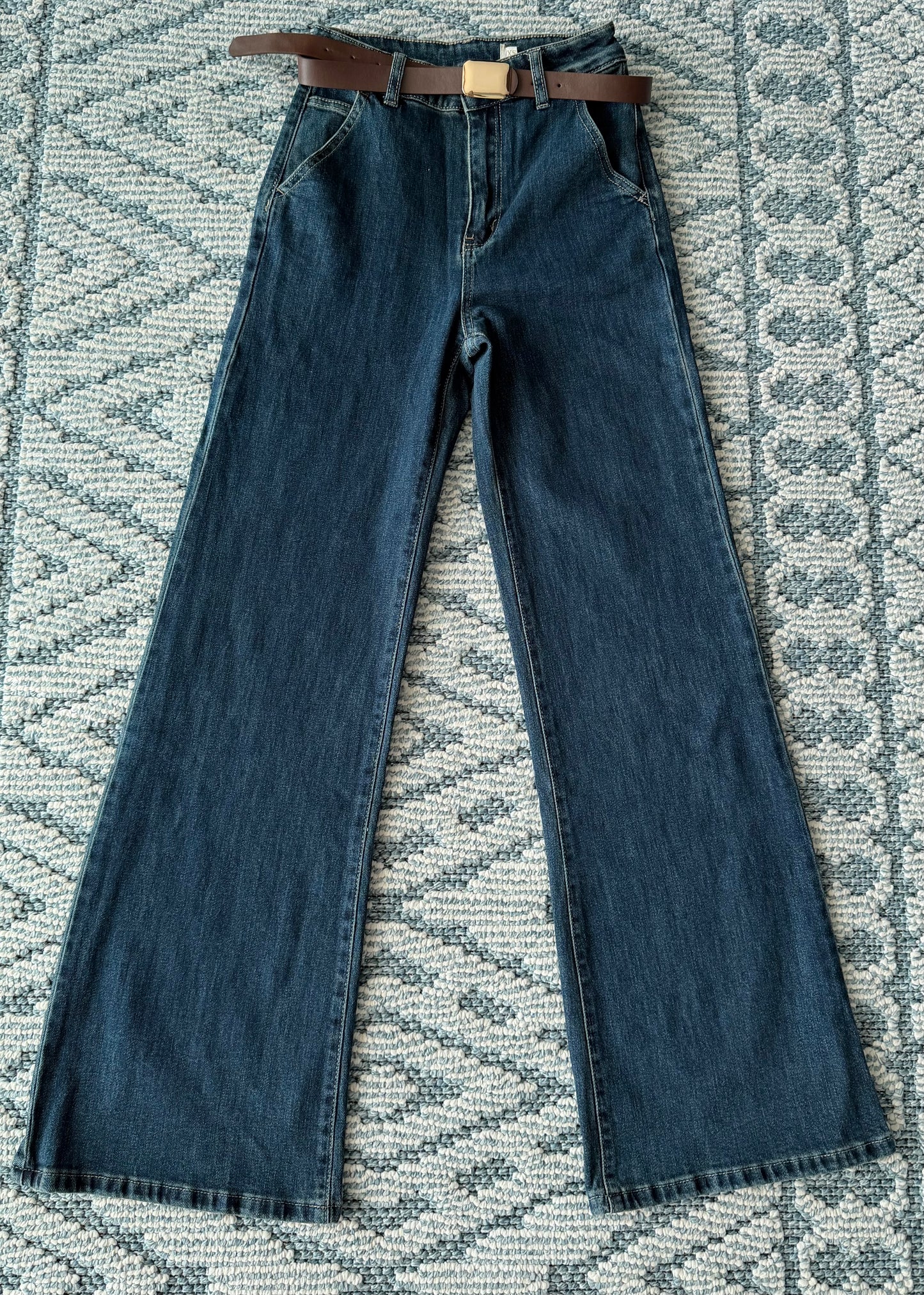 Jeans Wide stretch con cinturón