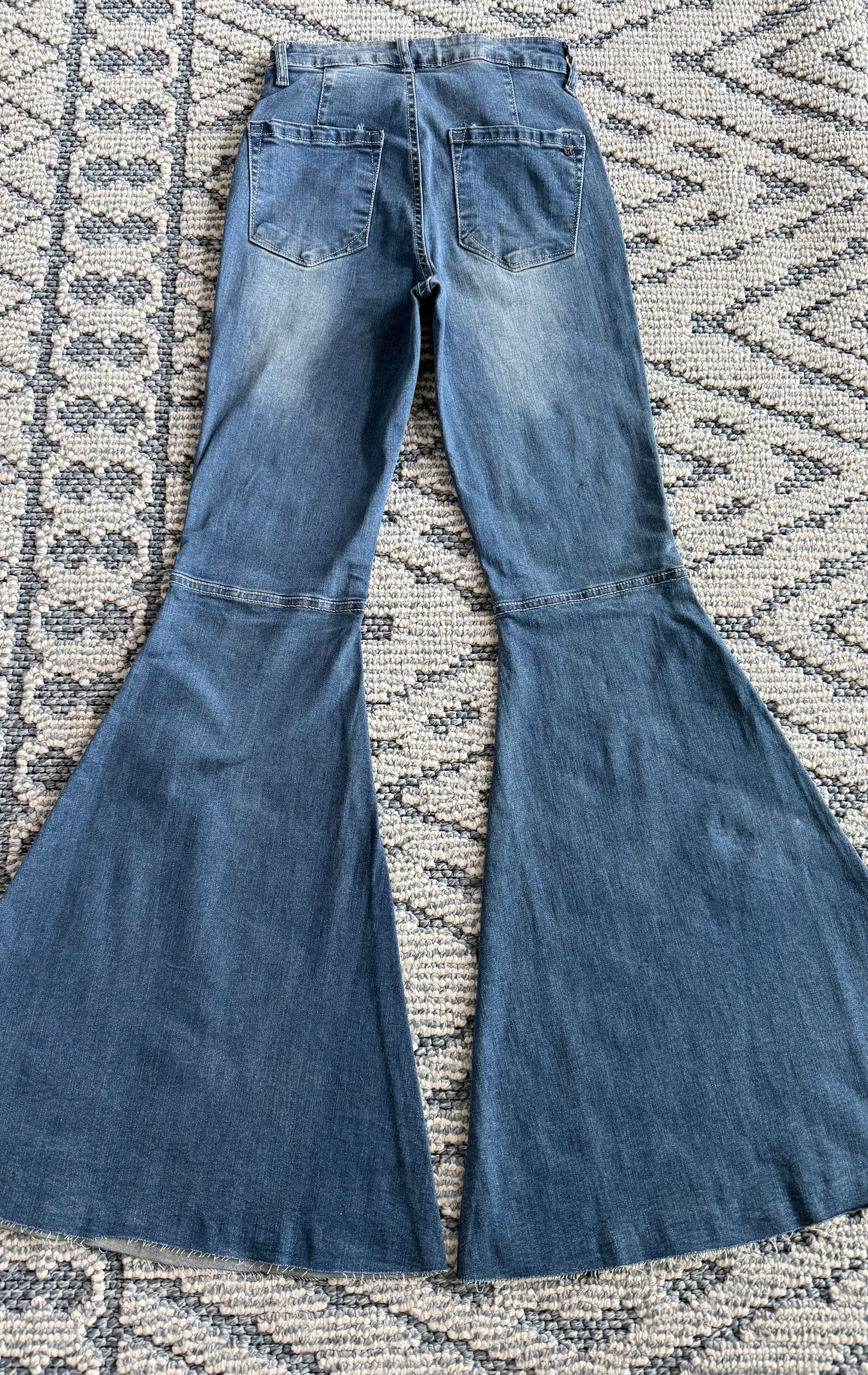 Jeans súper flare campana stretch