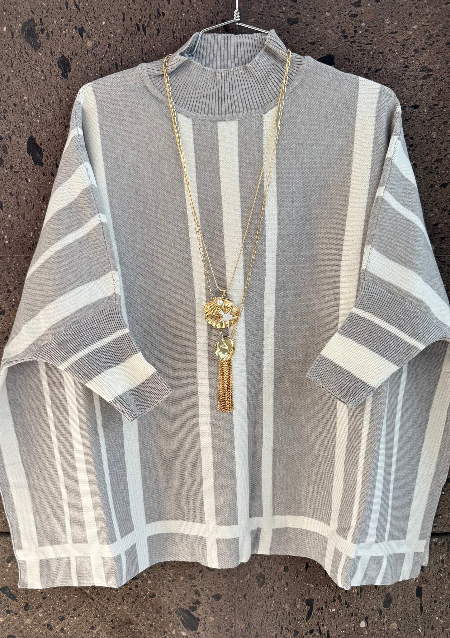 Sweter largo gris