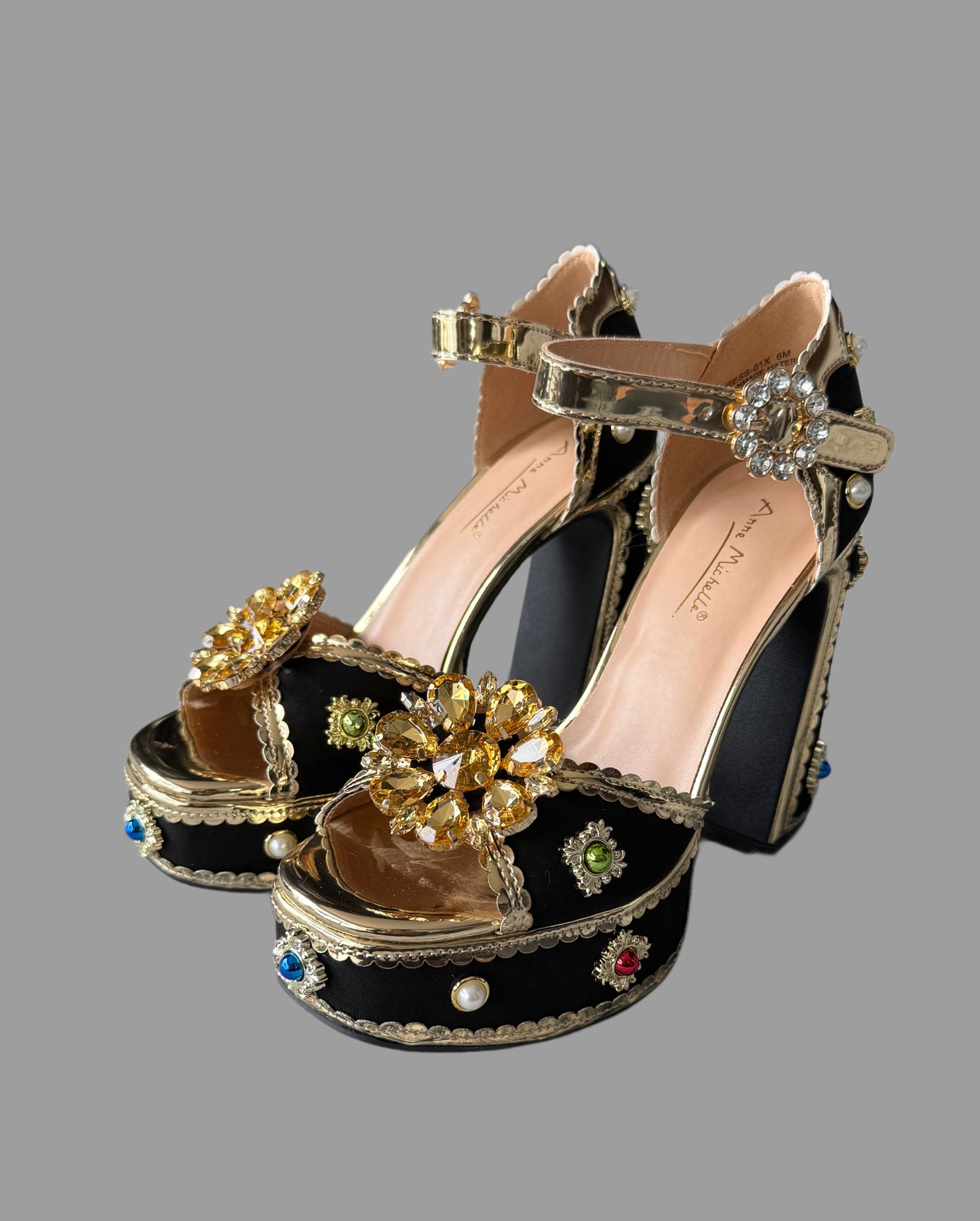A zapato pedrería joyas