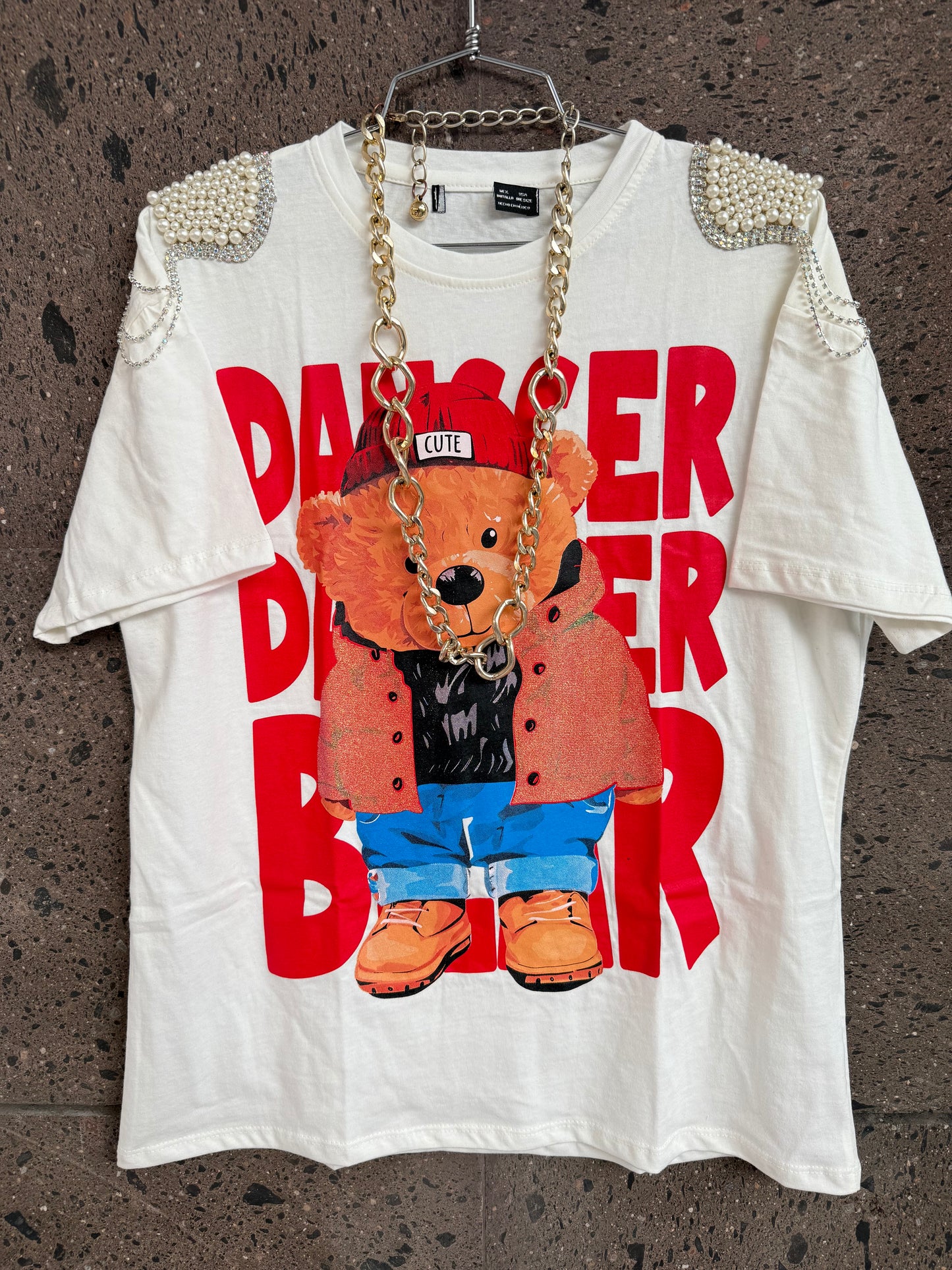 A playera bear estoperoles