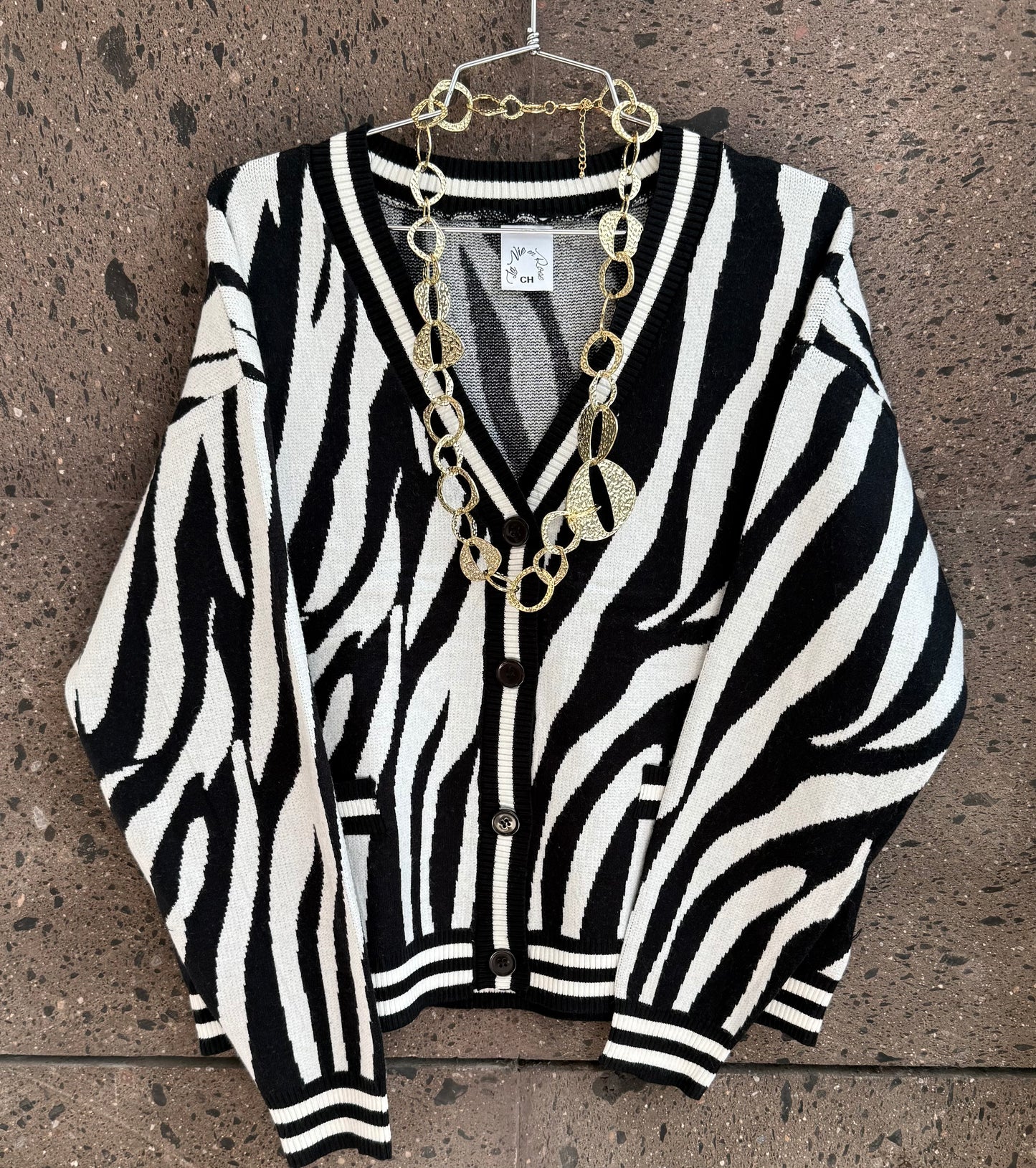Sweter zebra blanco negro