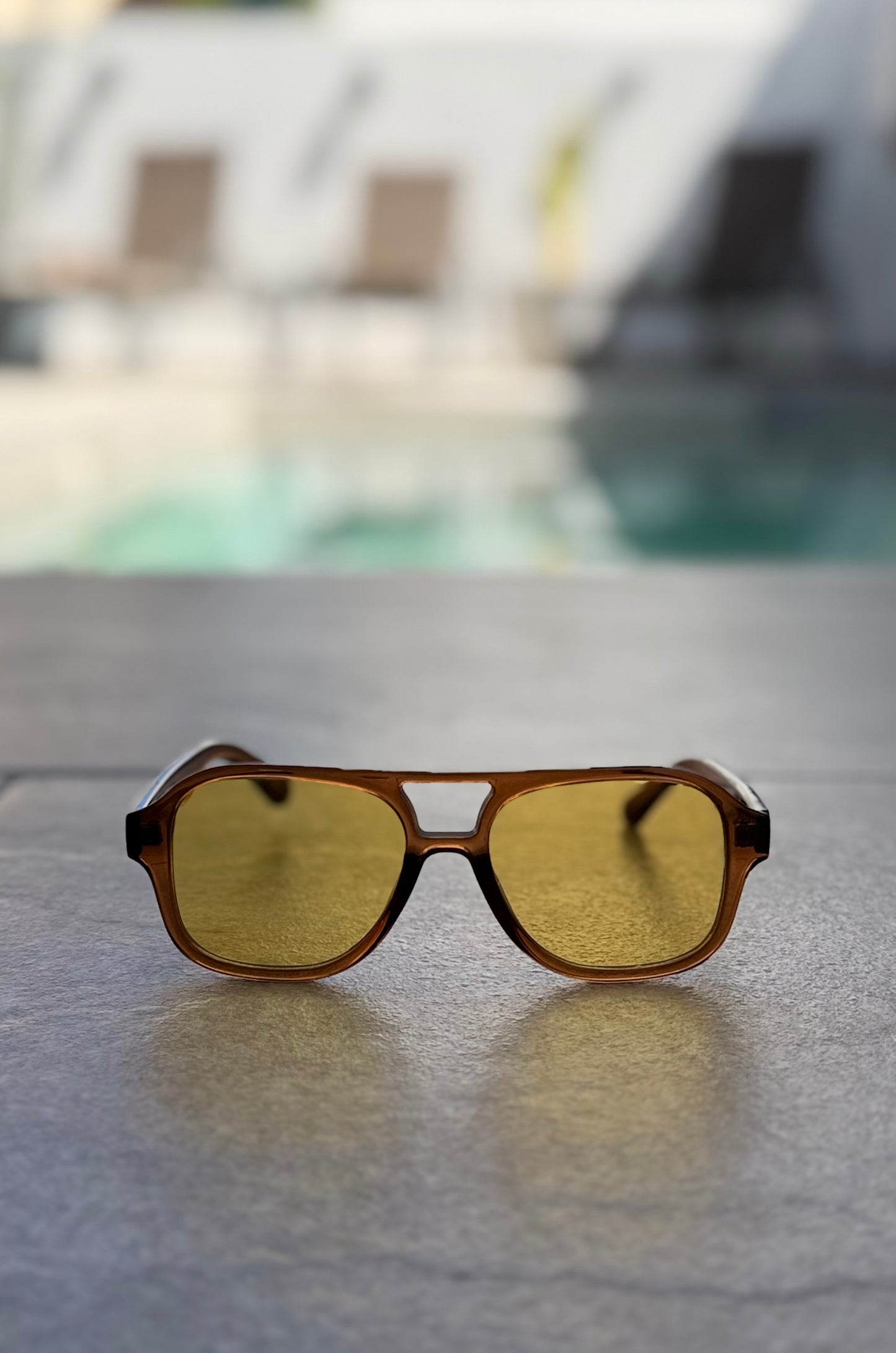 T Lentes carey amarillo cuadro