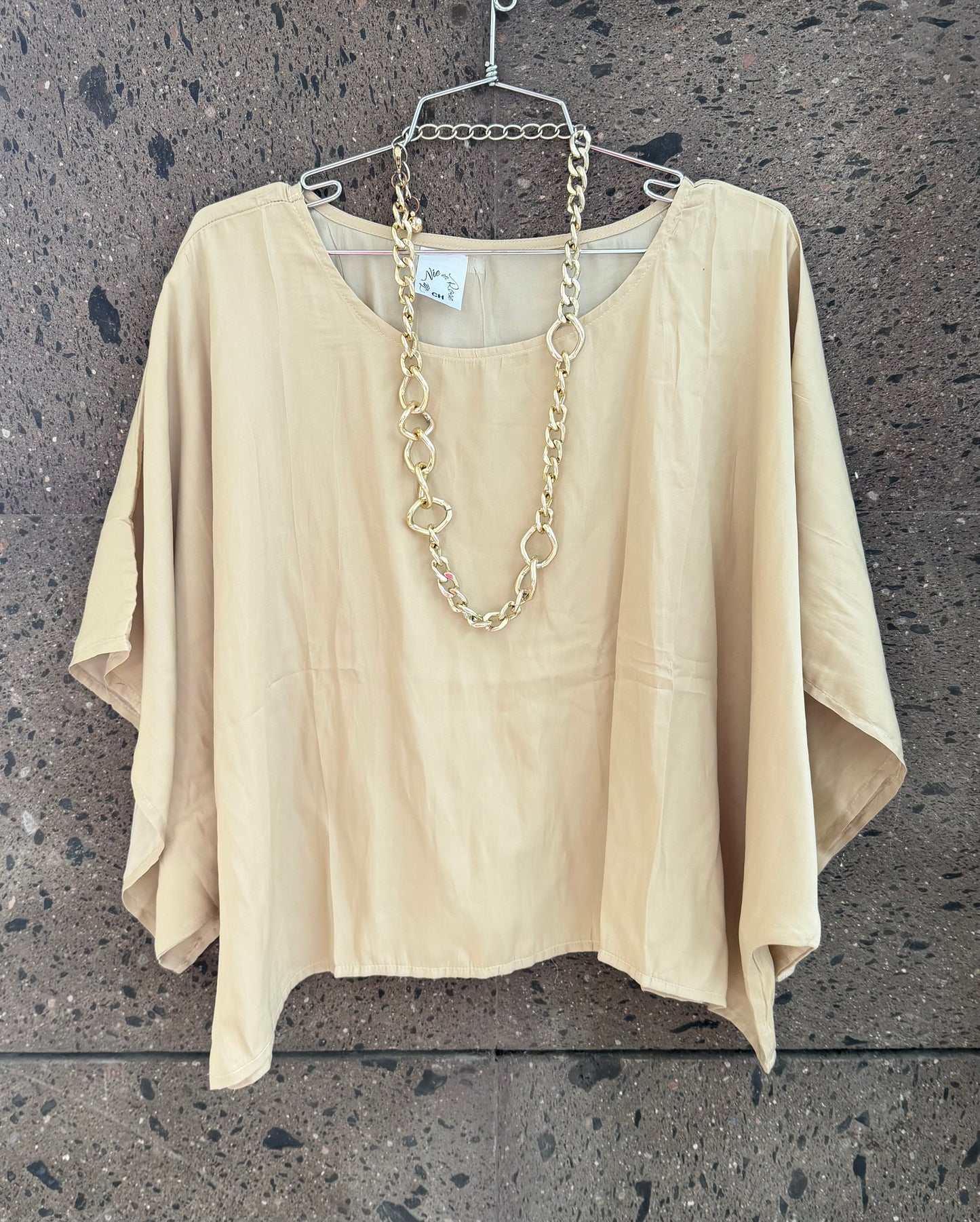Blusa mariposa seda mocha