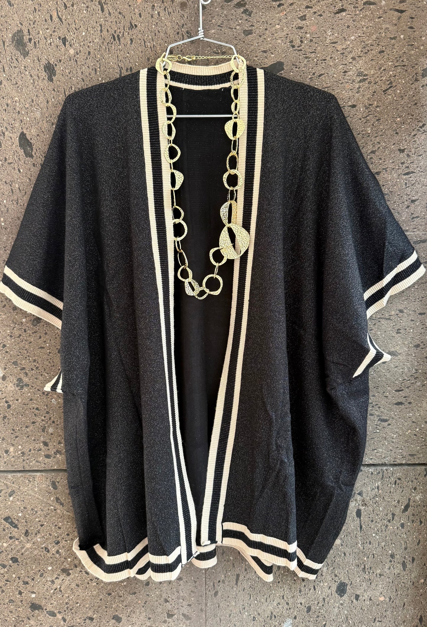 Ensamble brillos negro