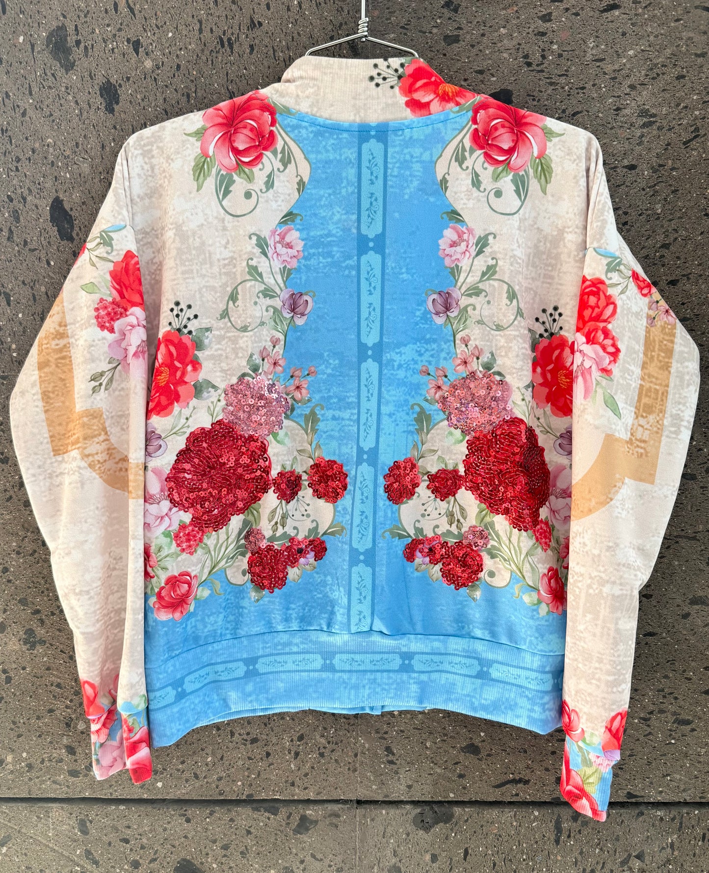 Bomber jacket flores azul con lentejuela