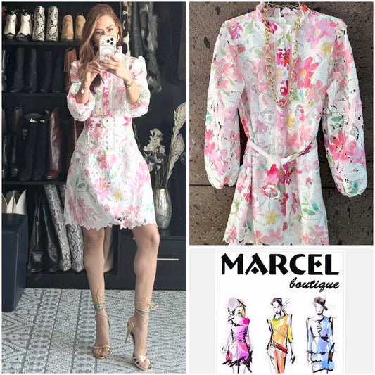 A Vestido encaje magentas