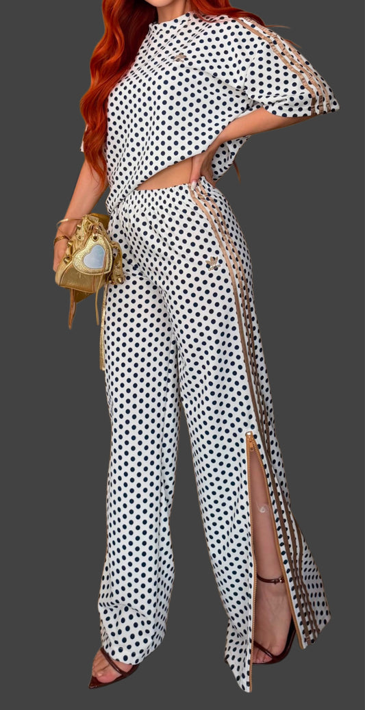 A set Adidas polka cierre franja dorada satinada