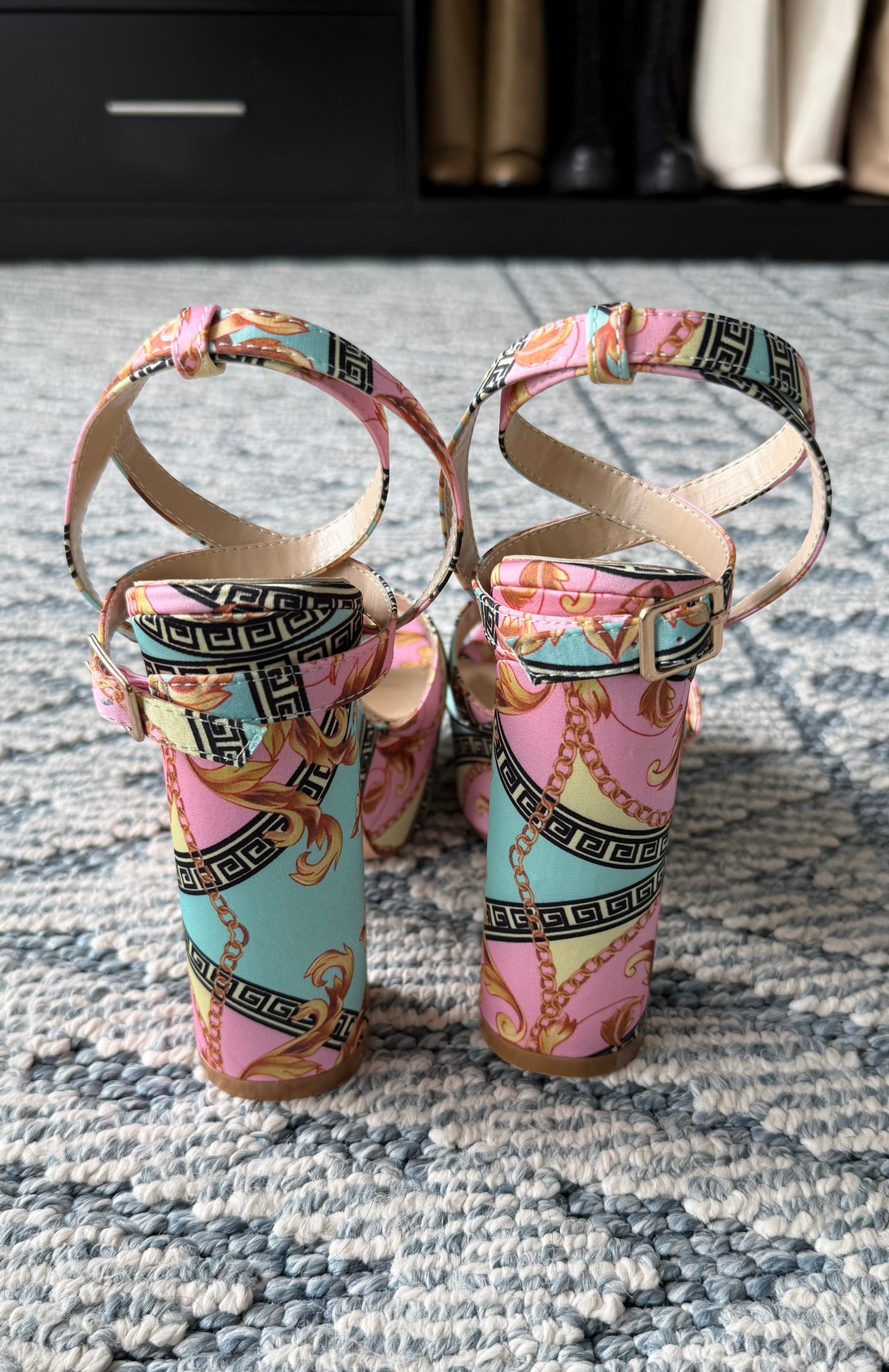A Zapato satin Aqua fine