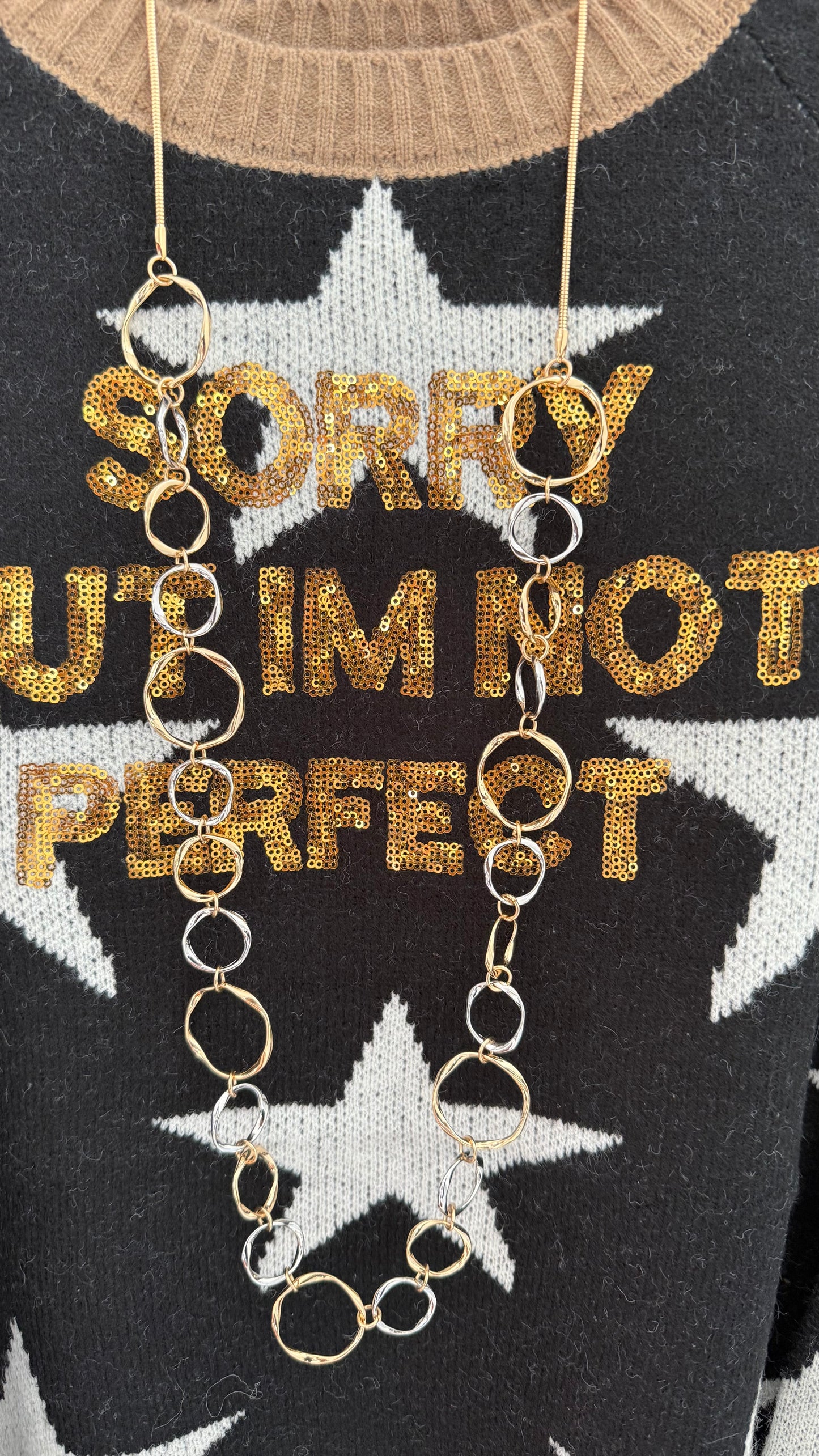 Sweter estrella negro