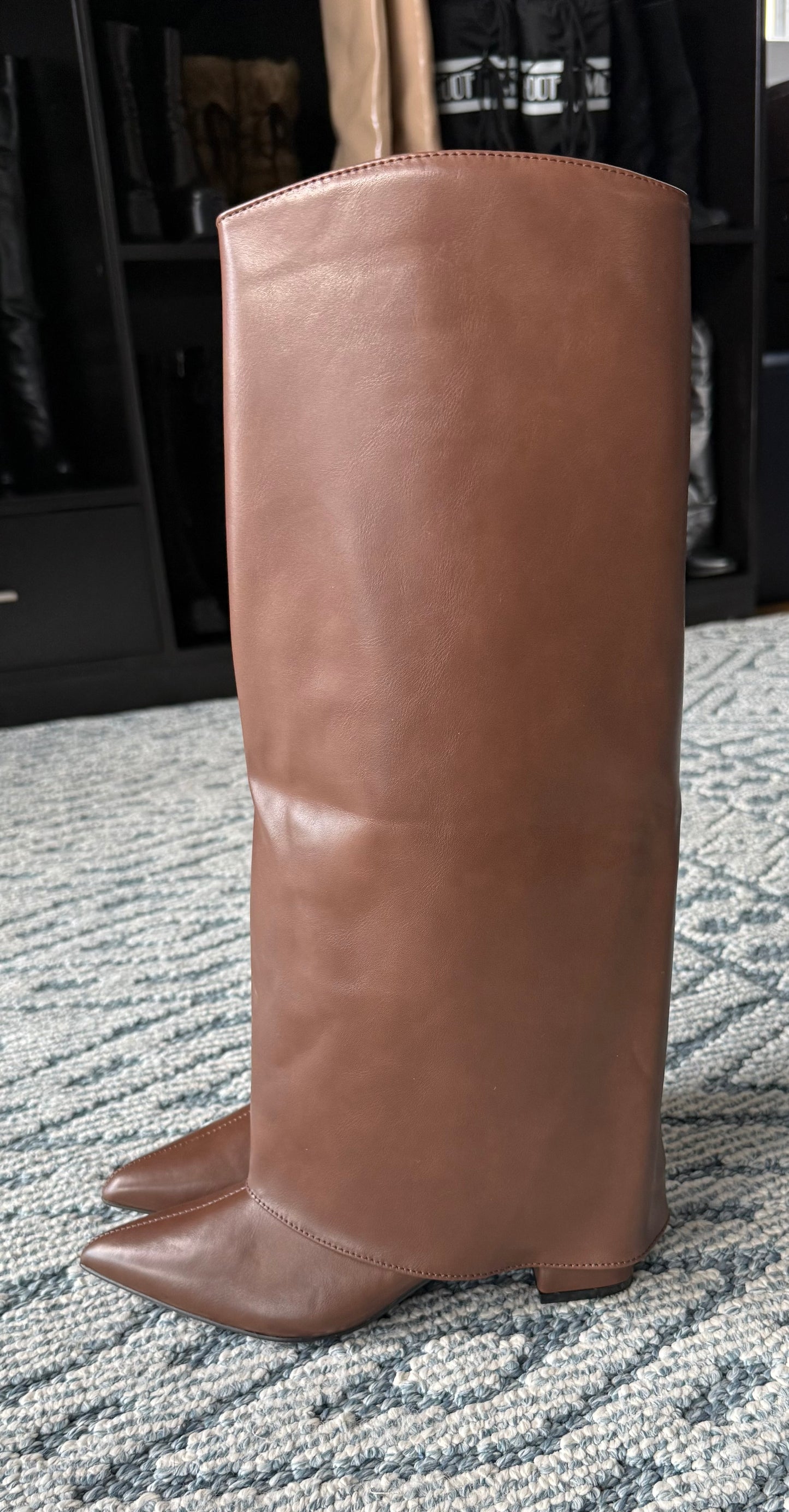 A Bota polaina café