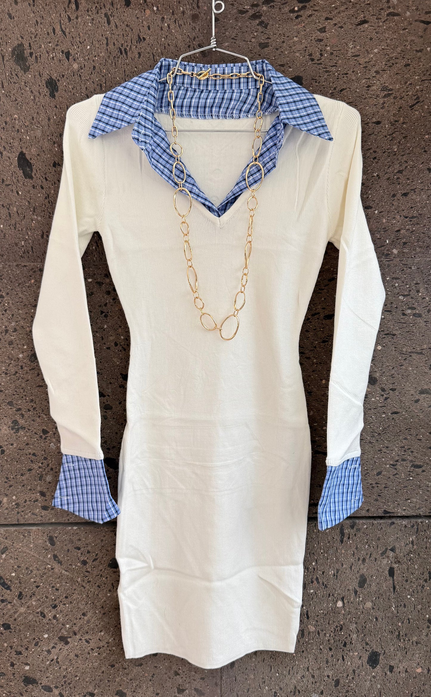 Sweter camisero perla